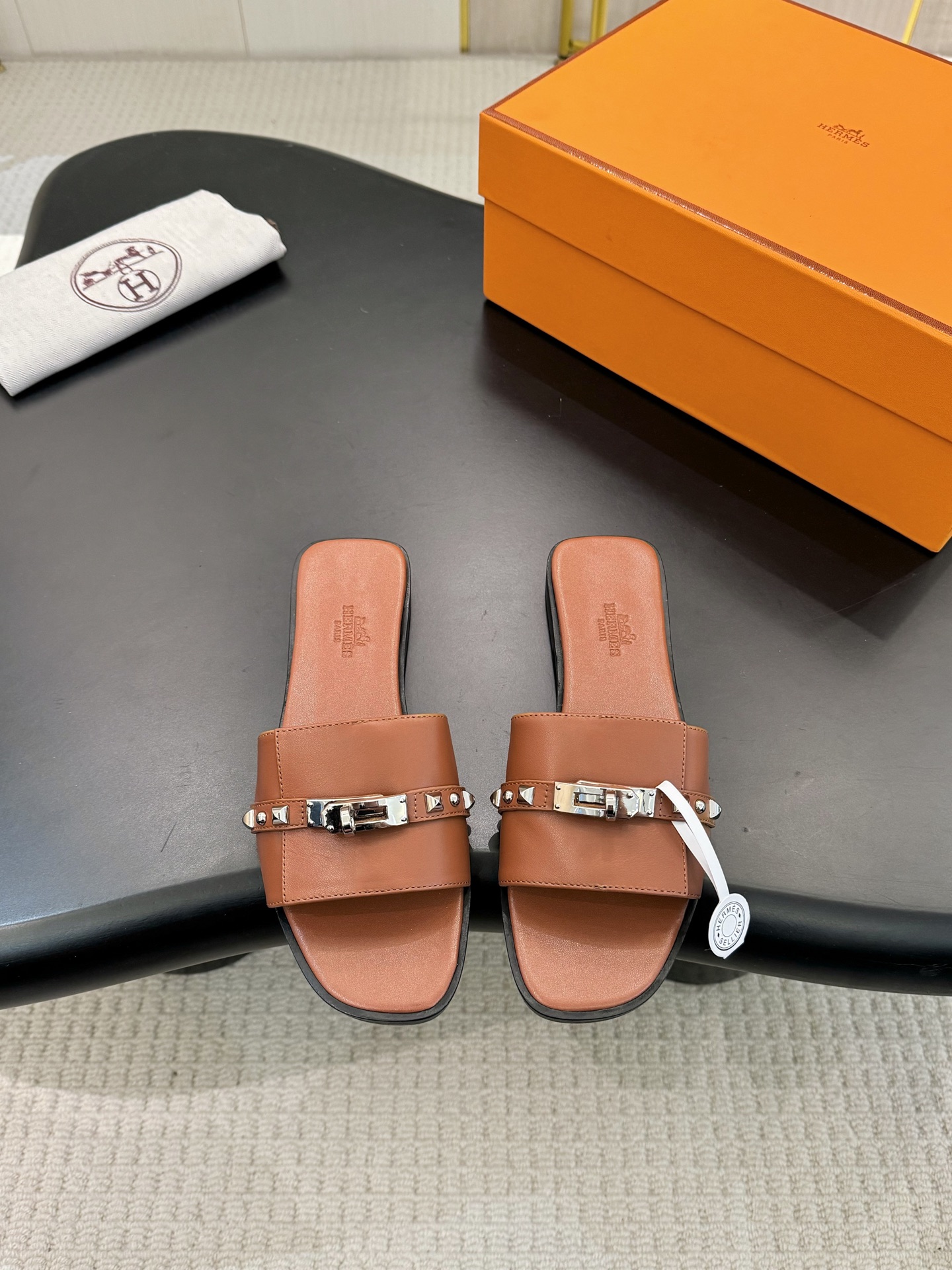 HERMES  00239