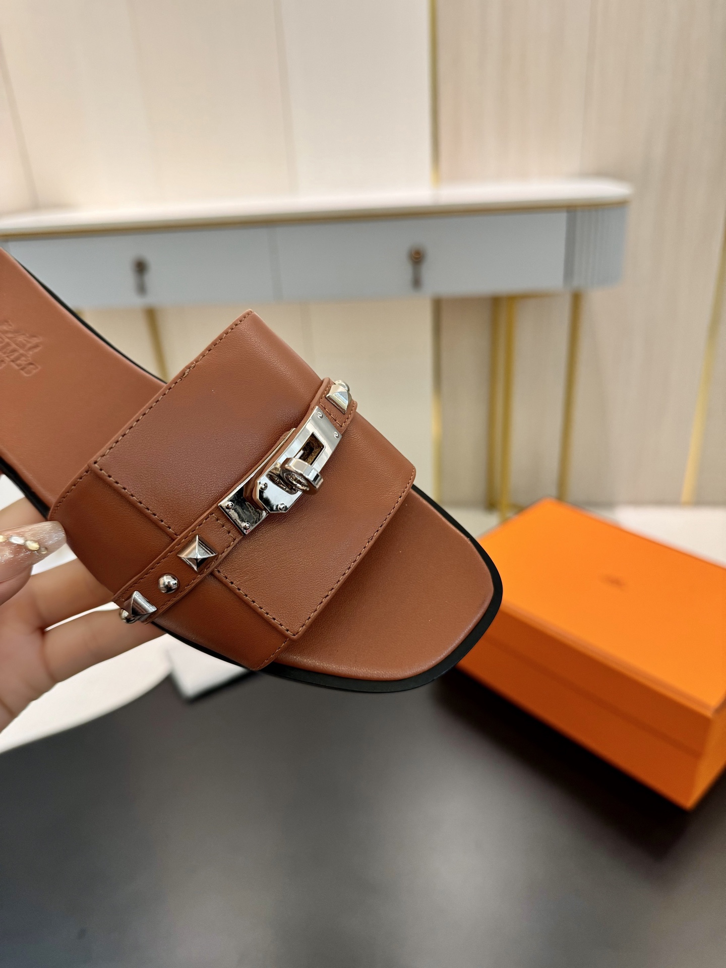 HERMES  00239