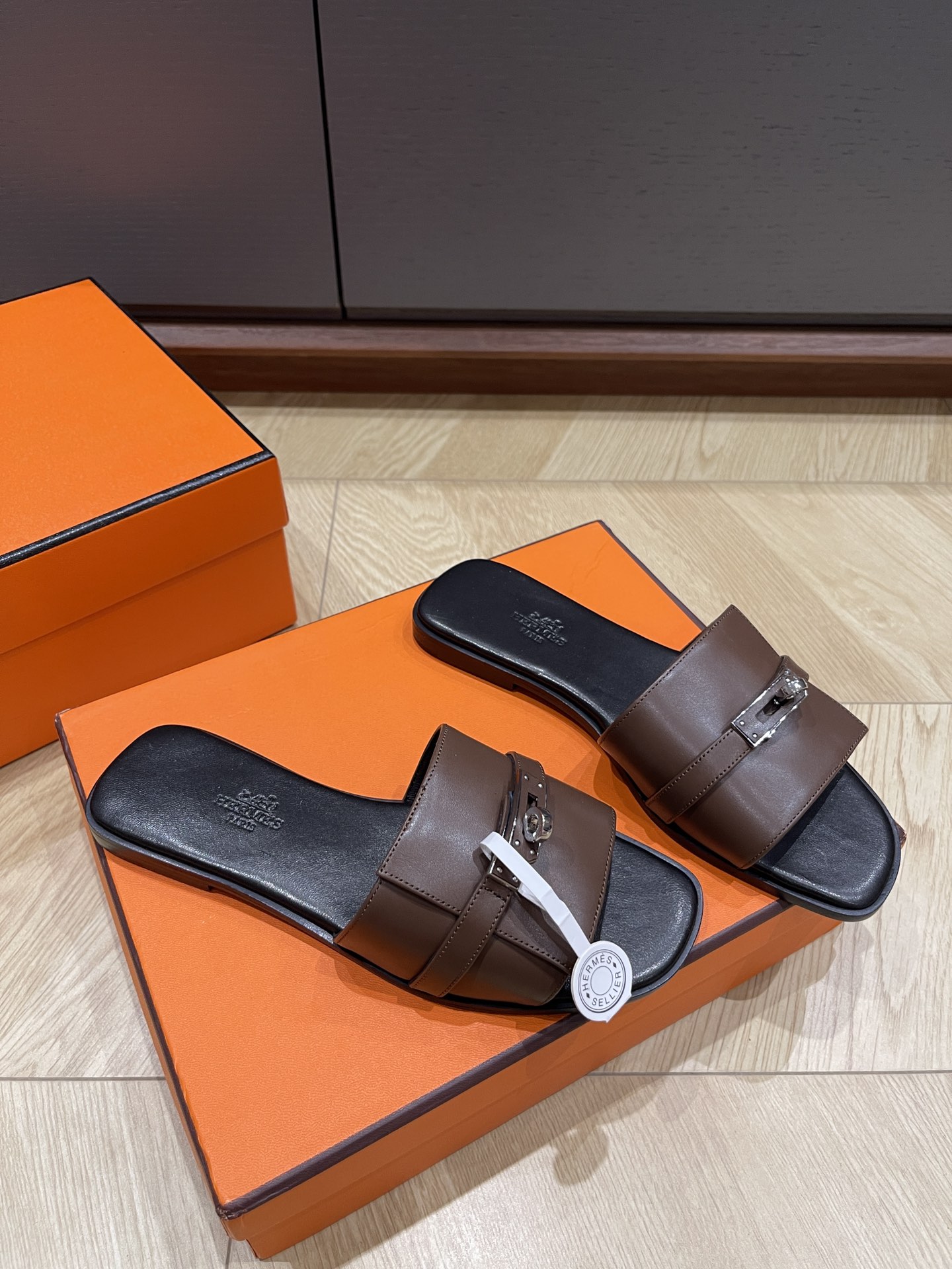 HERMES 00248
