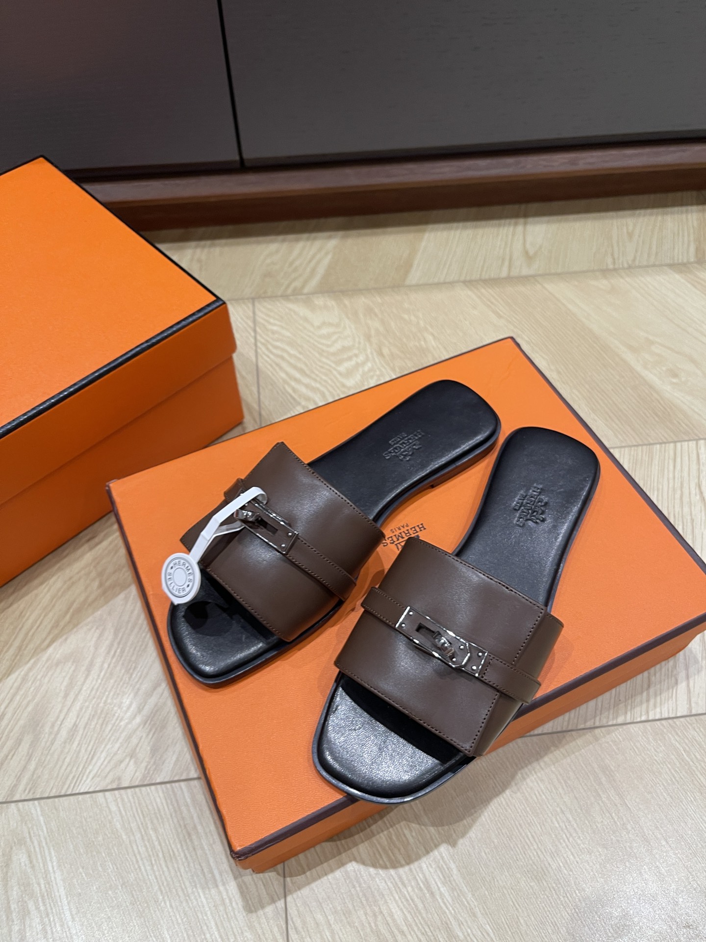 HERMES 00248
