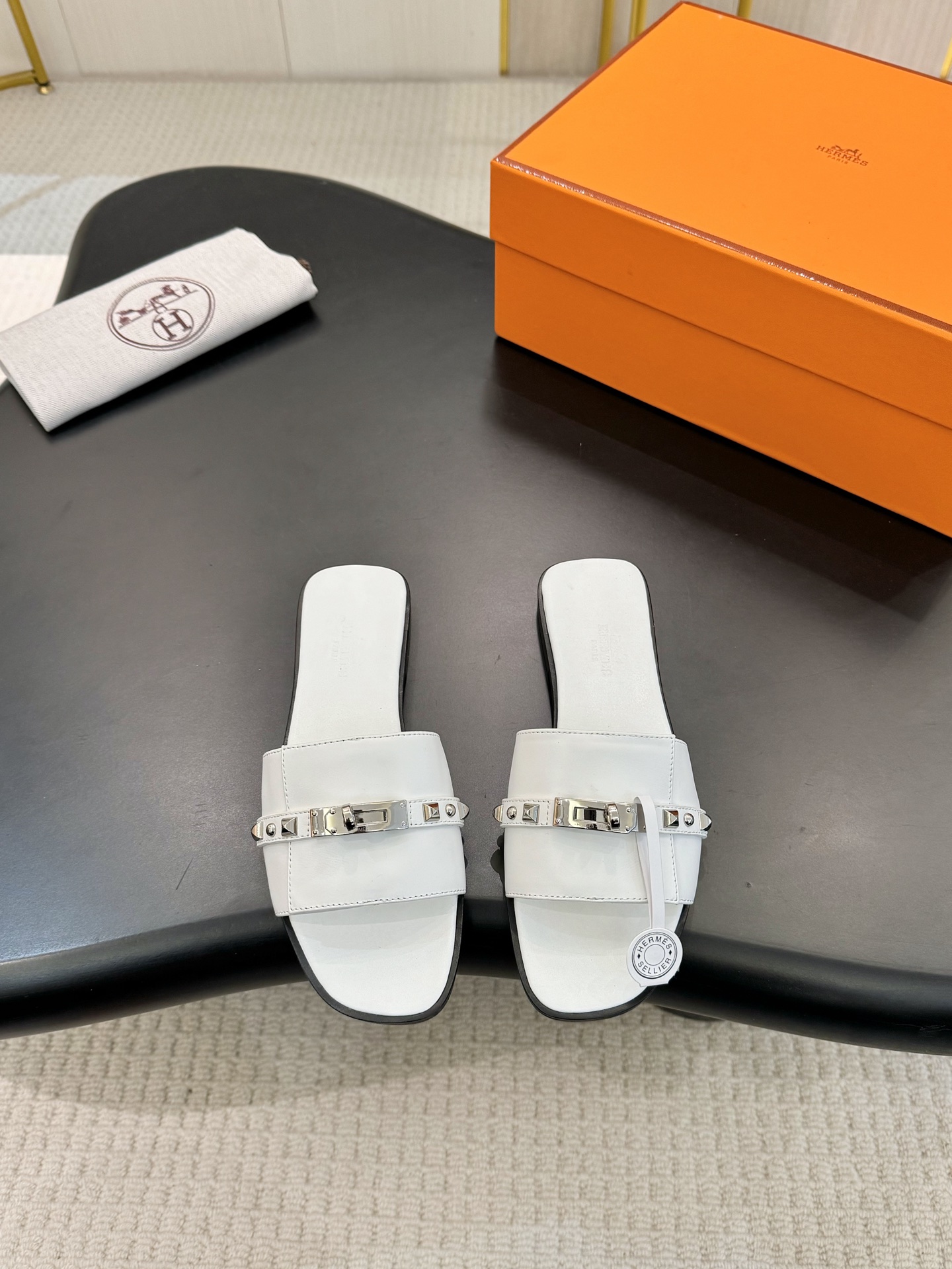 HERMES  00249
