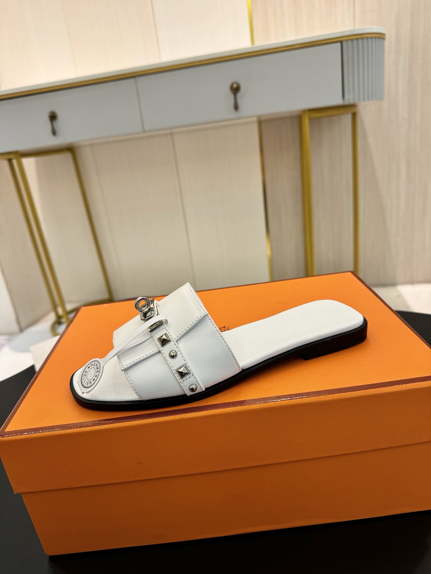HERMES  00249