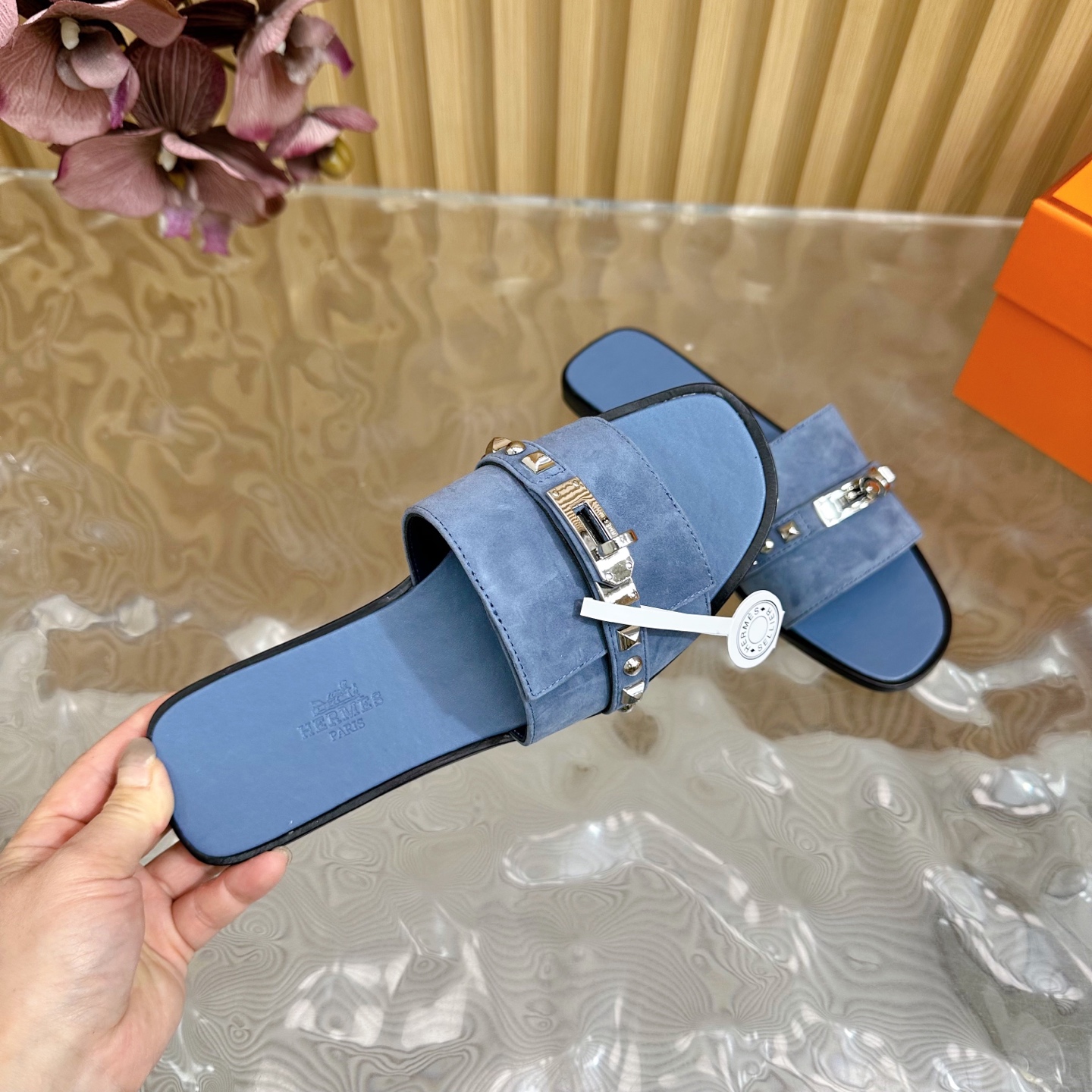 HERMES 00249