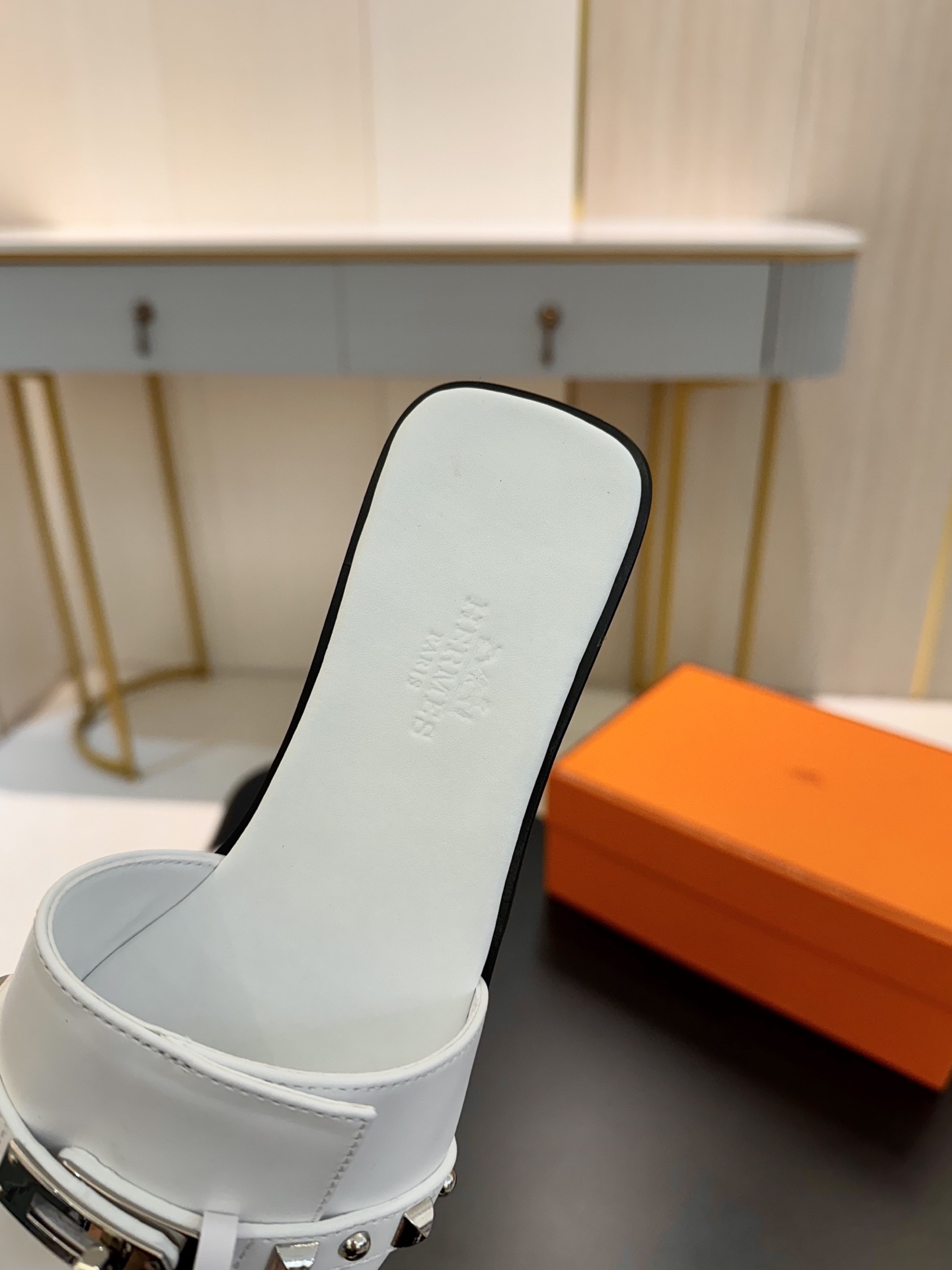 HERMES  00249