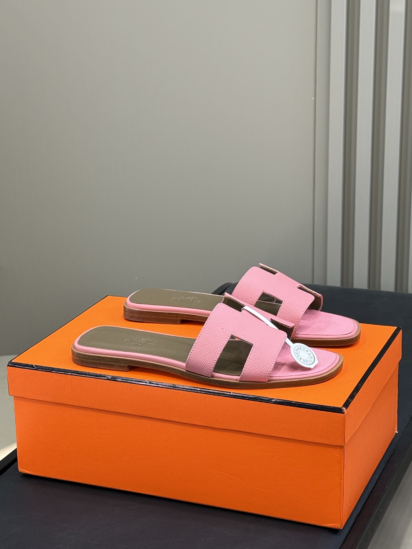 HERMES 00256