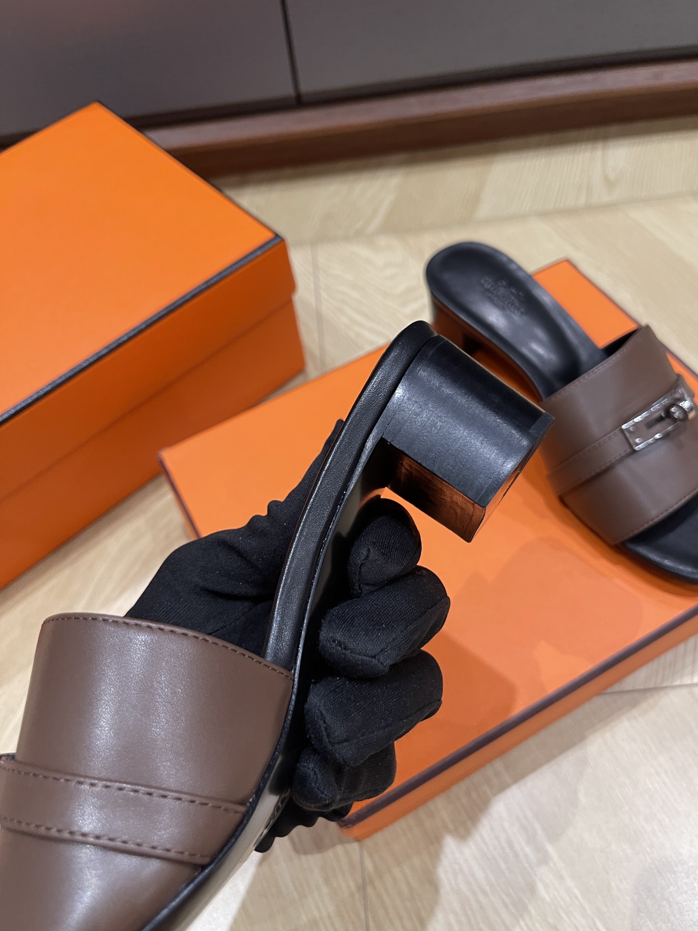 HERMES 00258