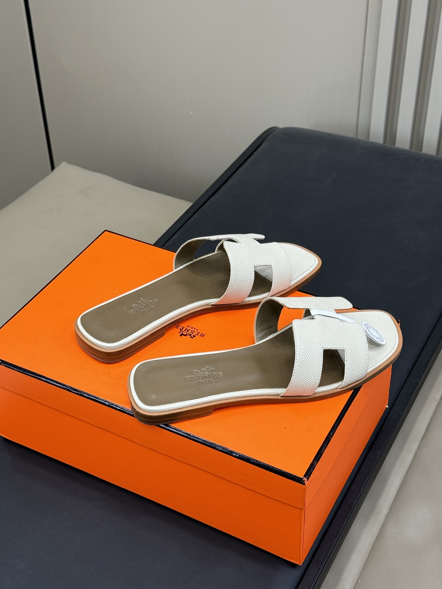 HERMES 00269 HERMES 00269