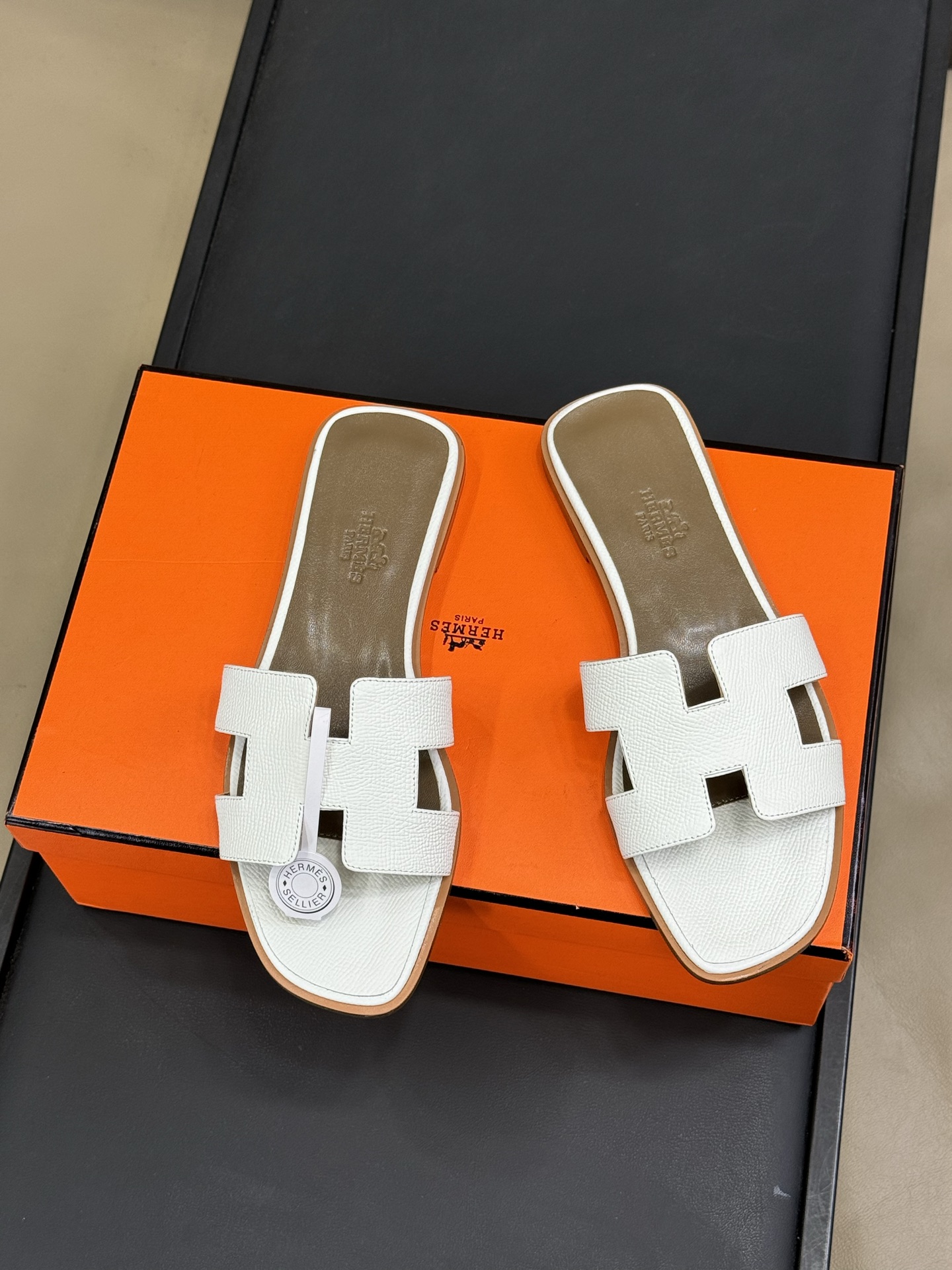 HERMES 00269 HERMES 00269