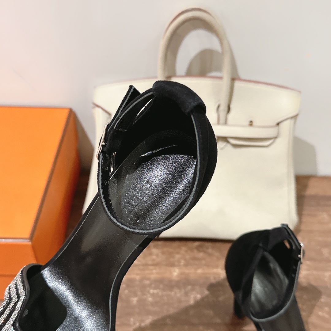 HERMES 00279 HERMES 00279