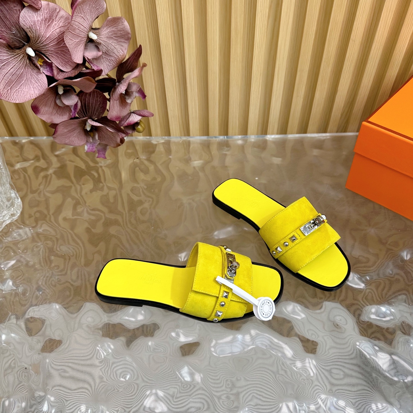 HERMES 00279 HERMES 00279