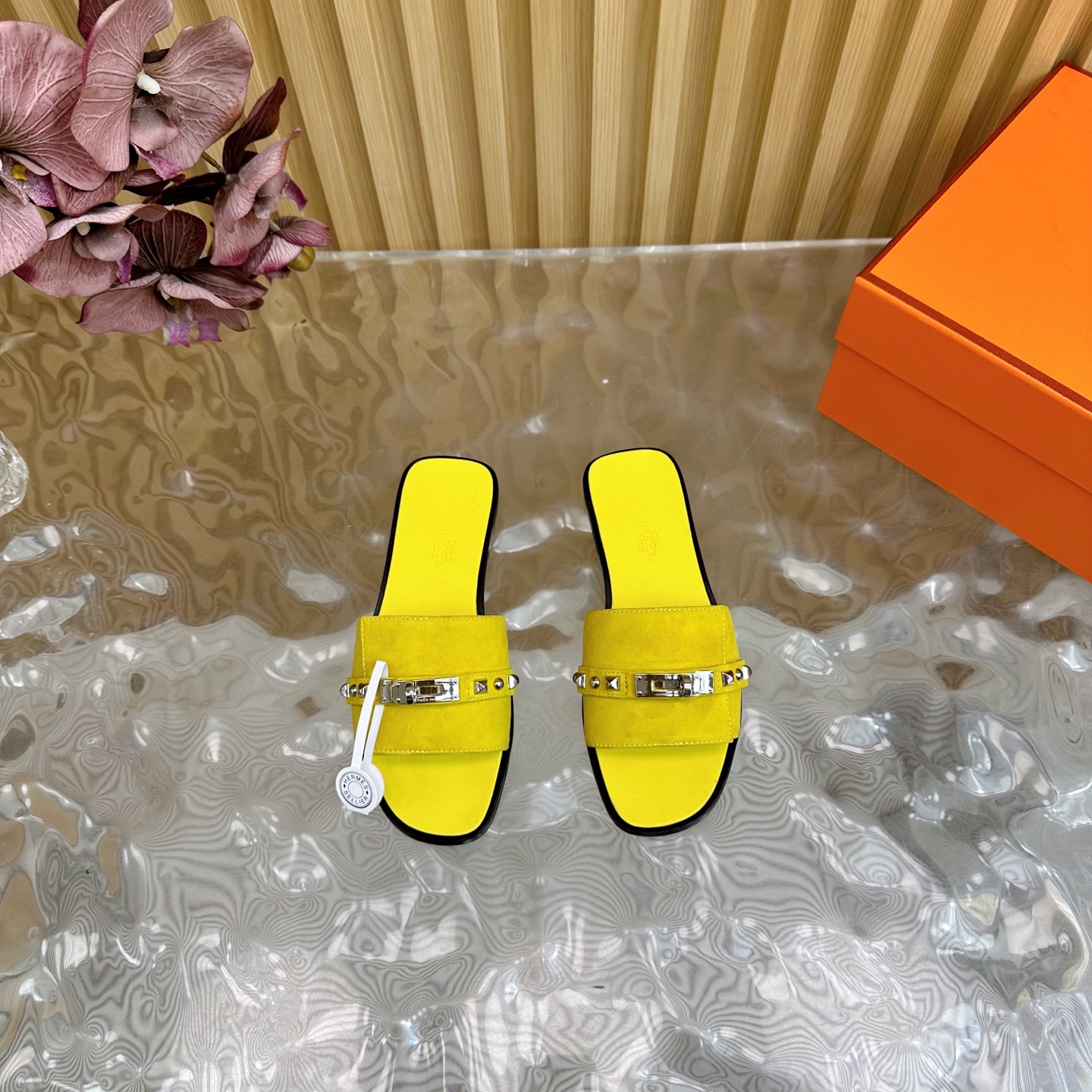 HERMES 00279 HERMES 00279