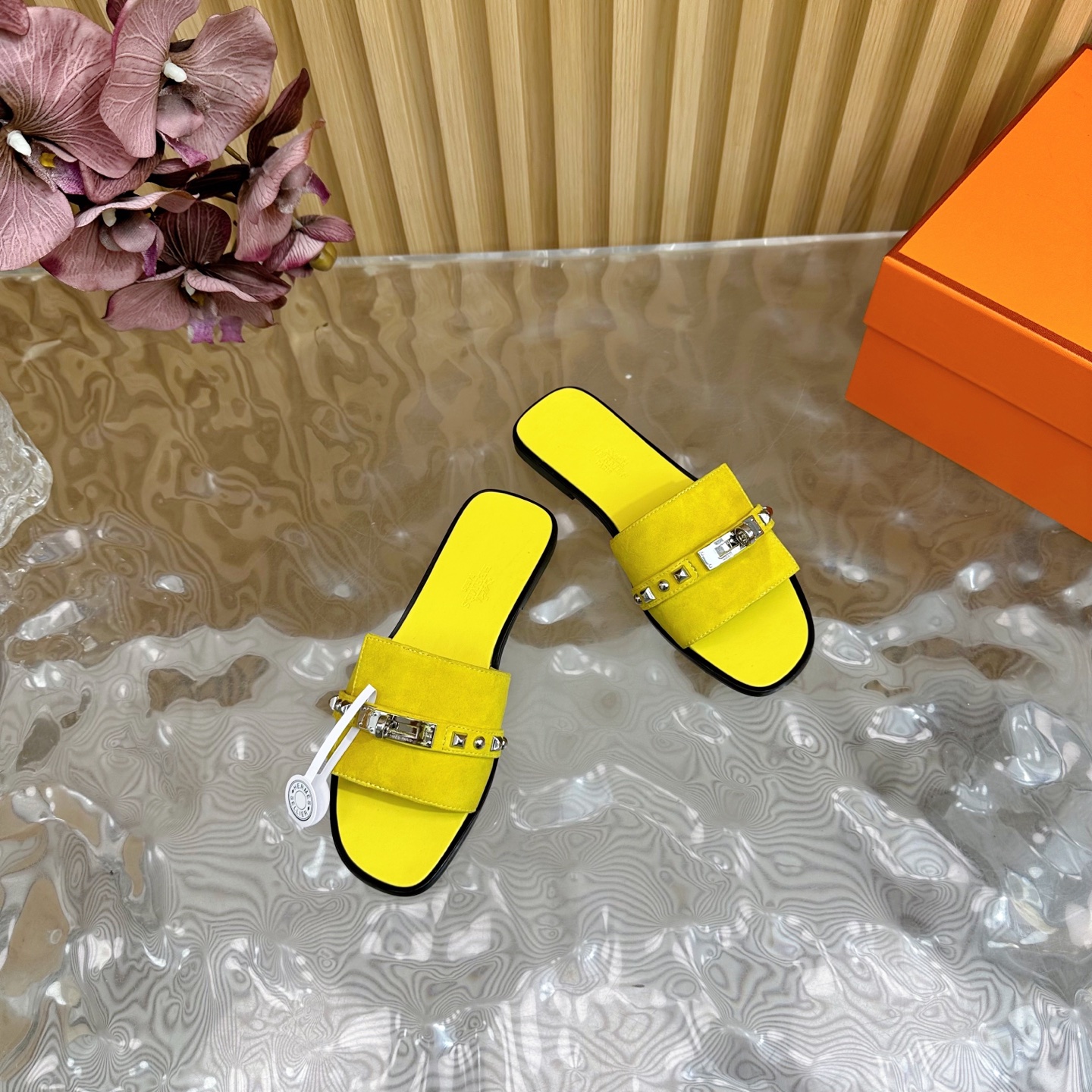 HERMES 00279 HERMES 00279