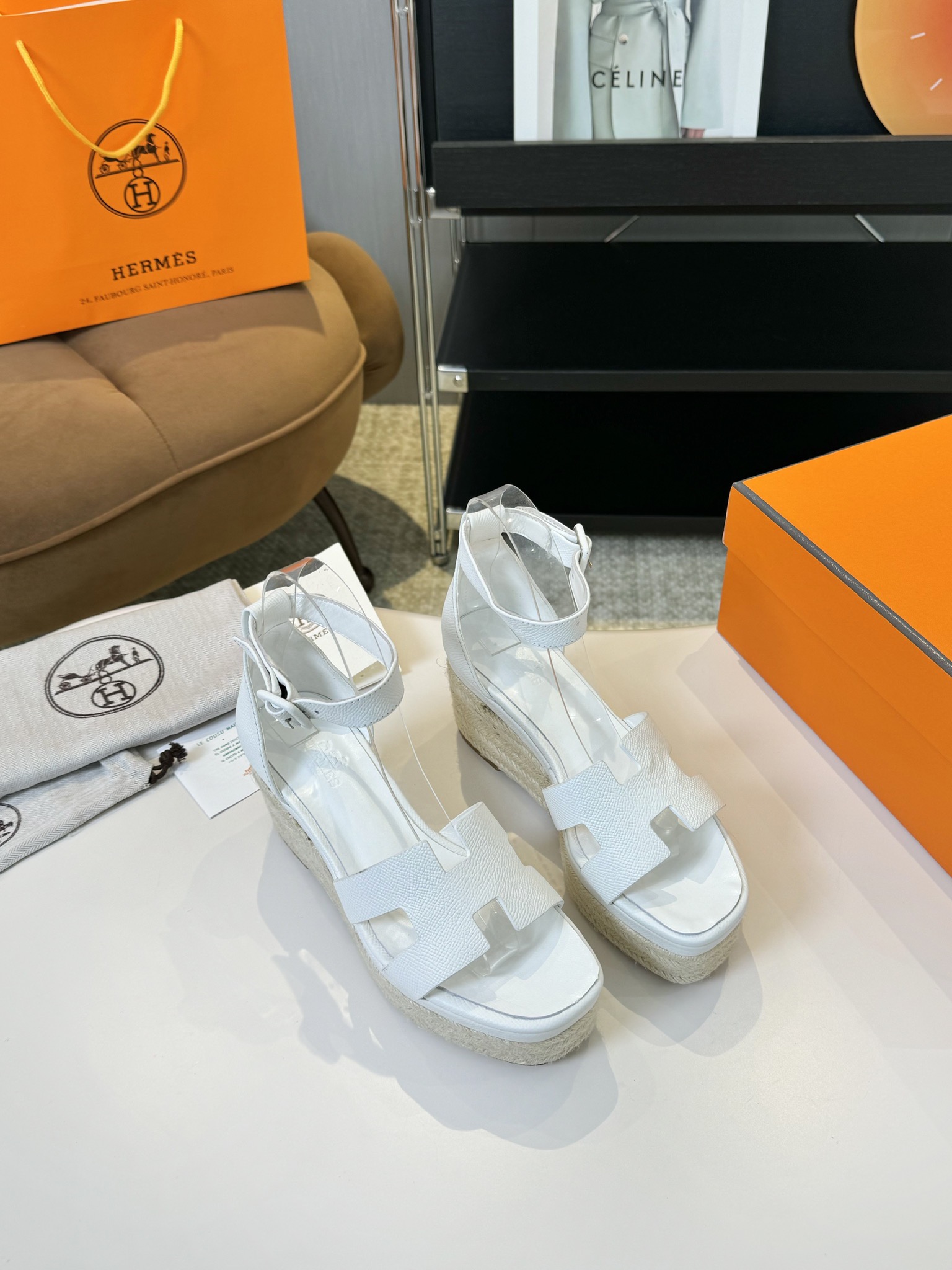 Hermès Women’s White Hermès Elda Wedges