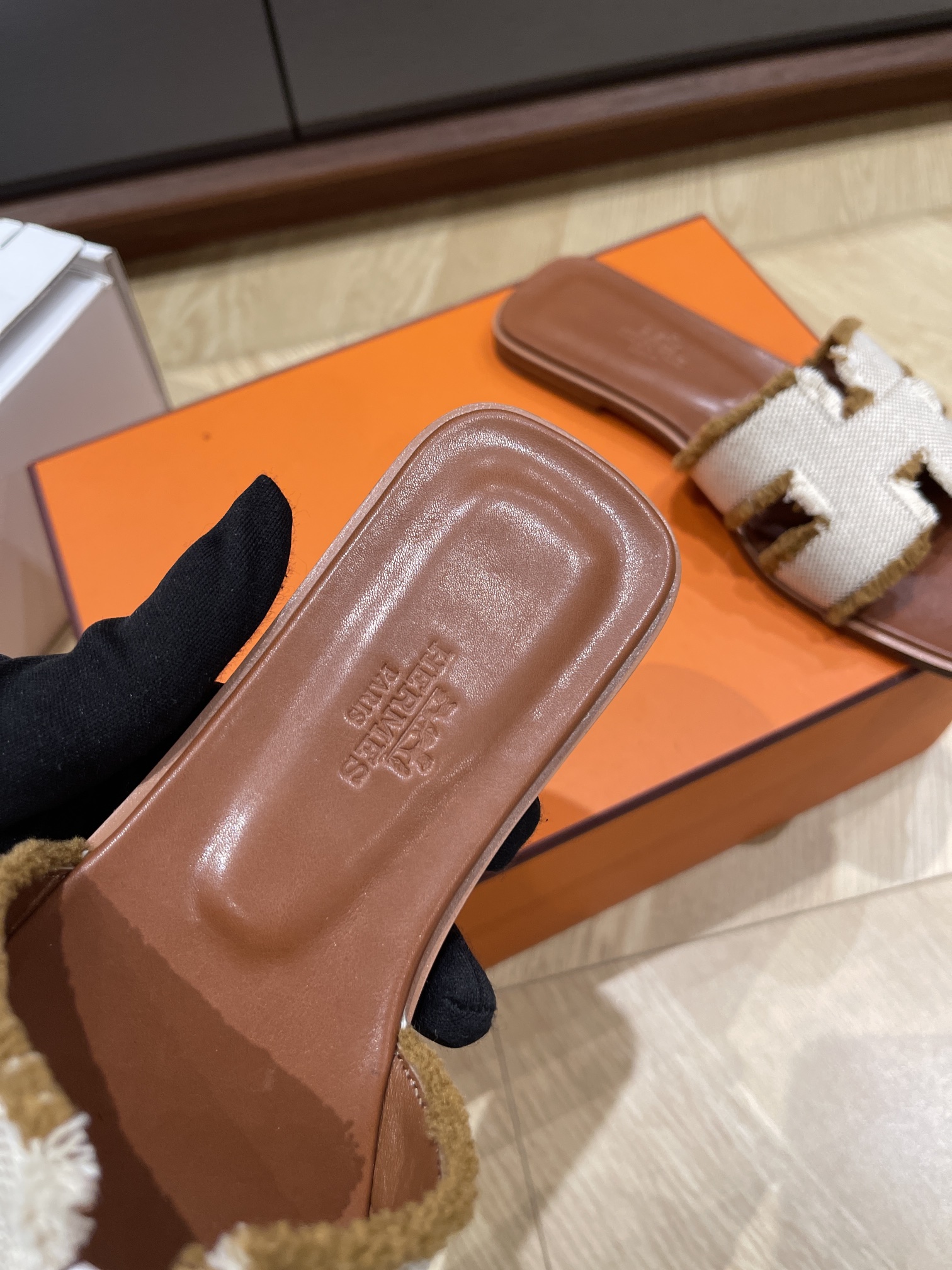 HERMES 00288