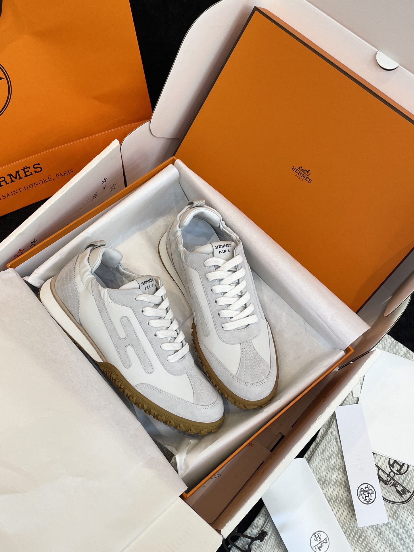 HERMES 00299