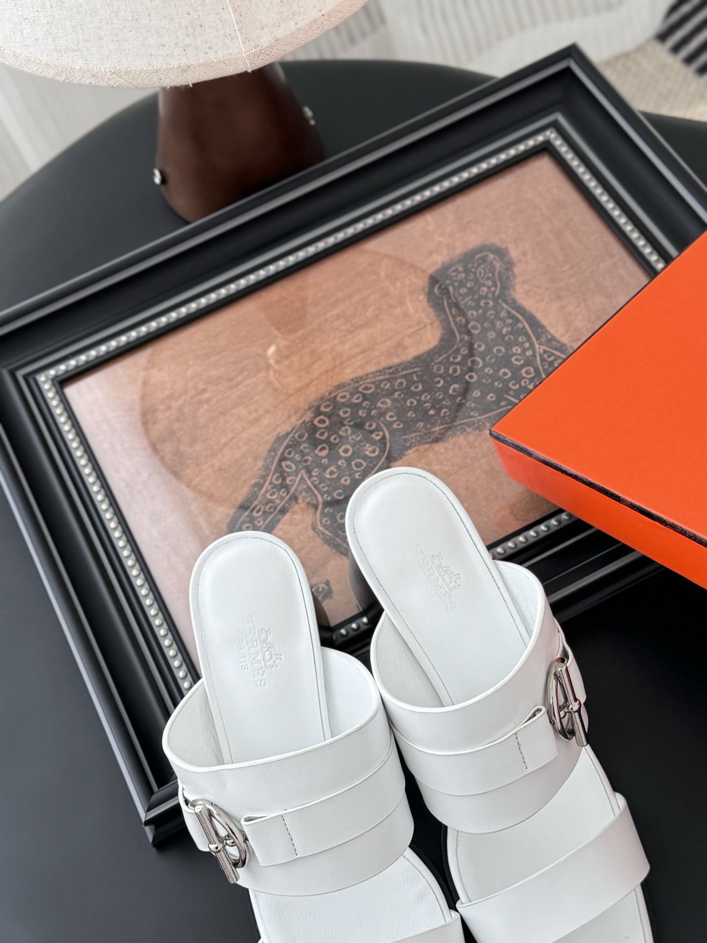 HERMES 00319 HERMES 00319