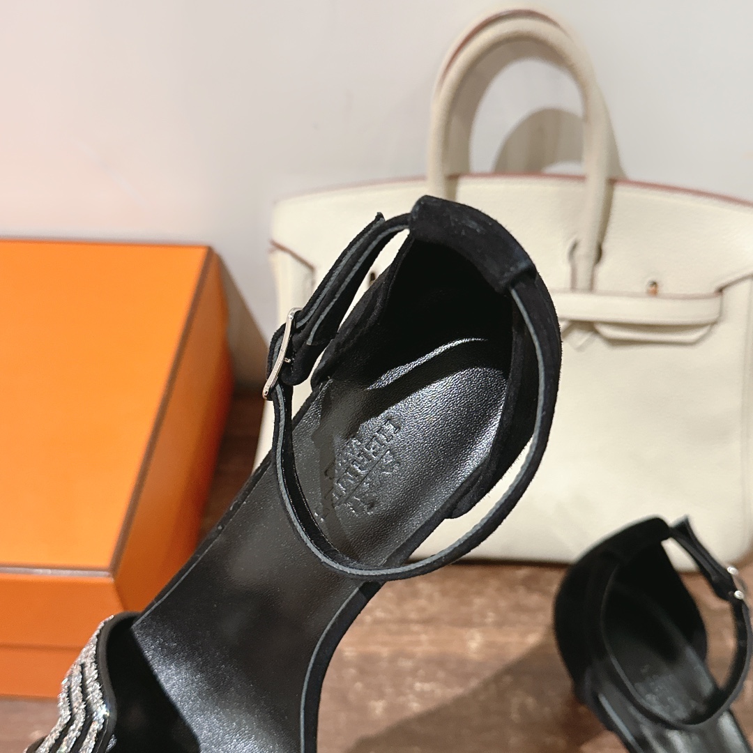 HERMES  00329