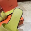 HERMES 00329