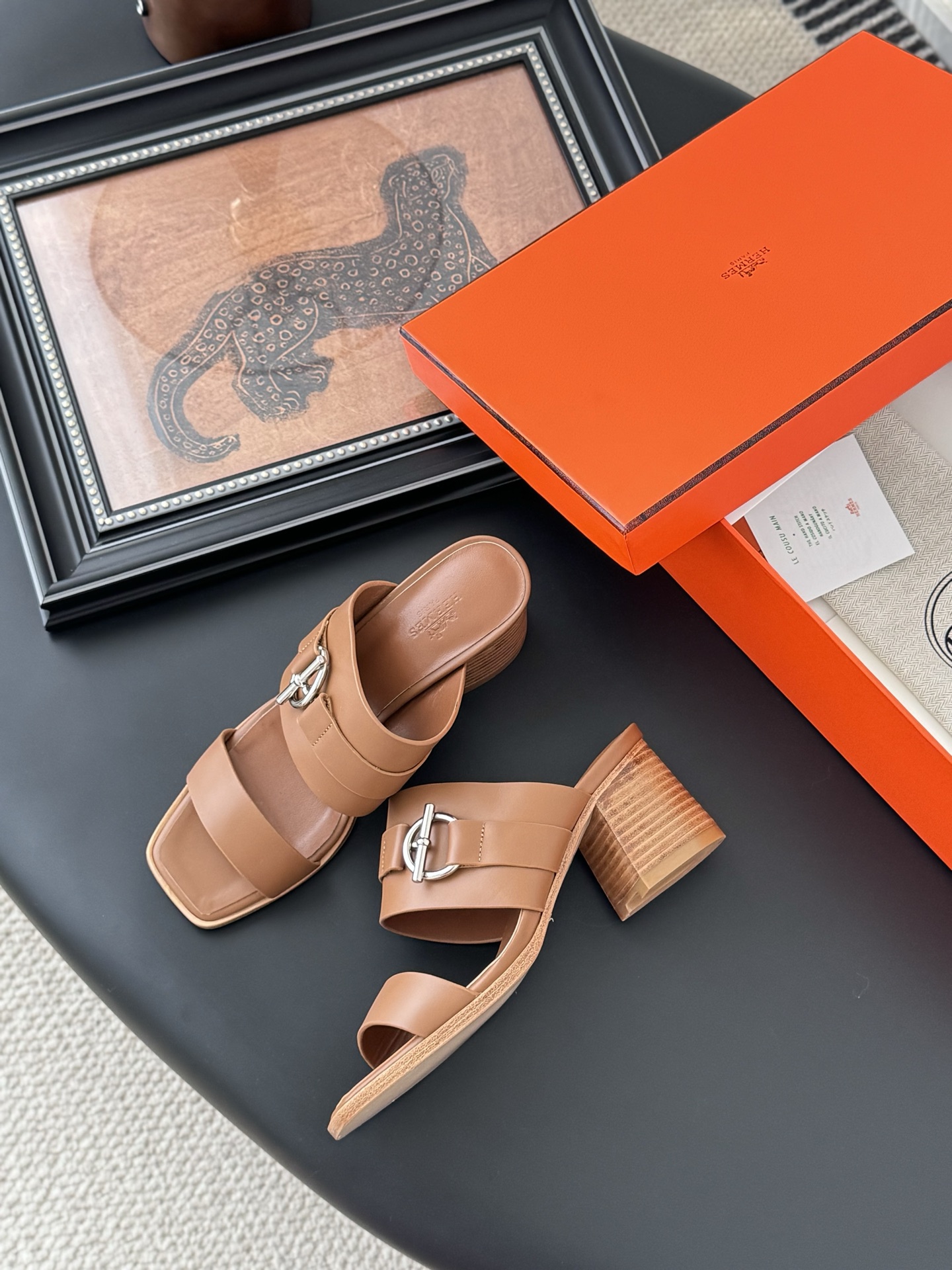 HERMES  00329