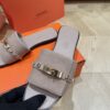 HERMES 00338