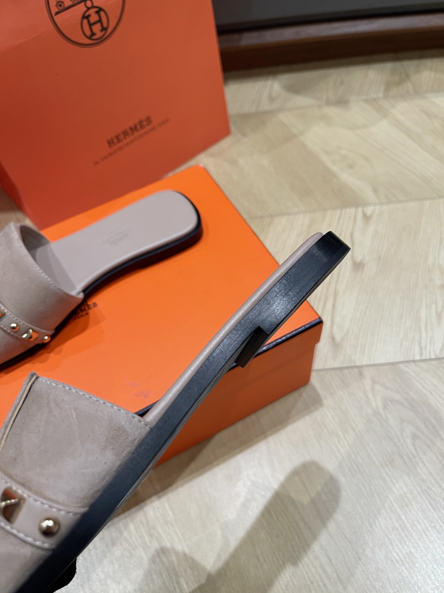 HERMES 00338