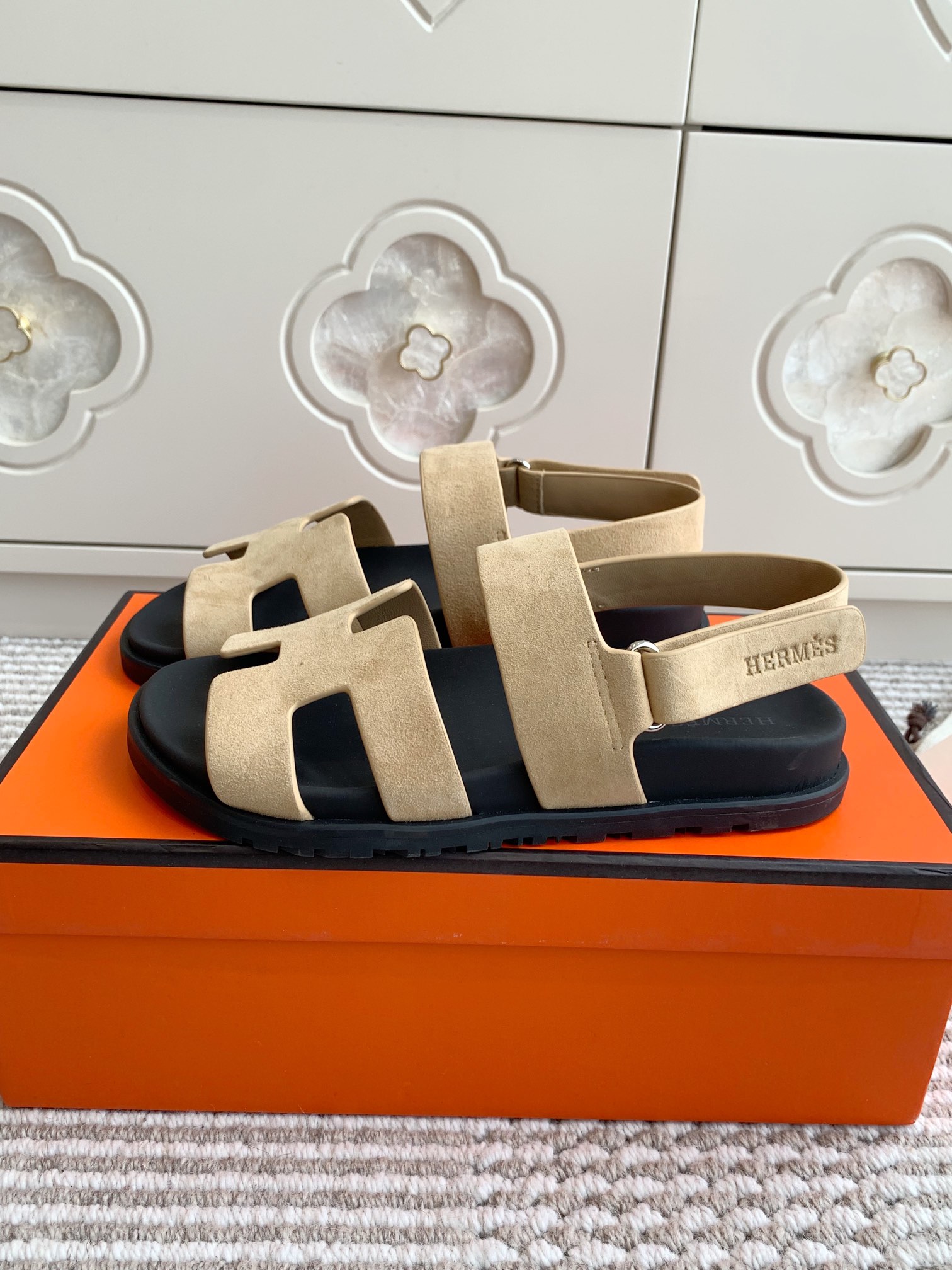 HERMES 00349