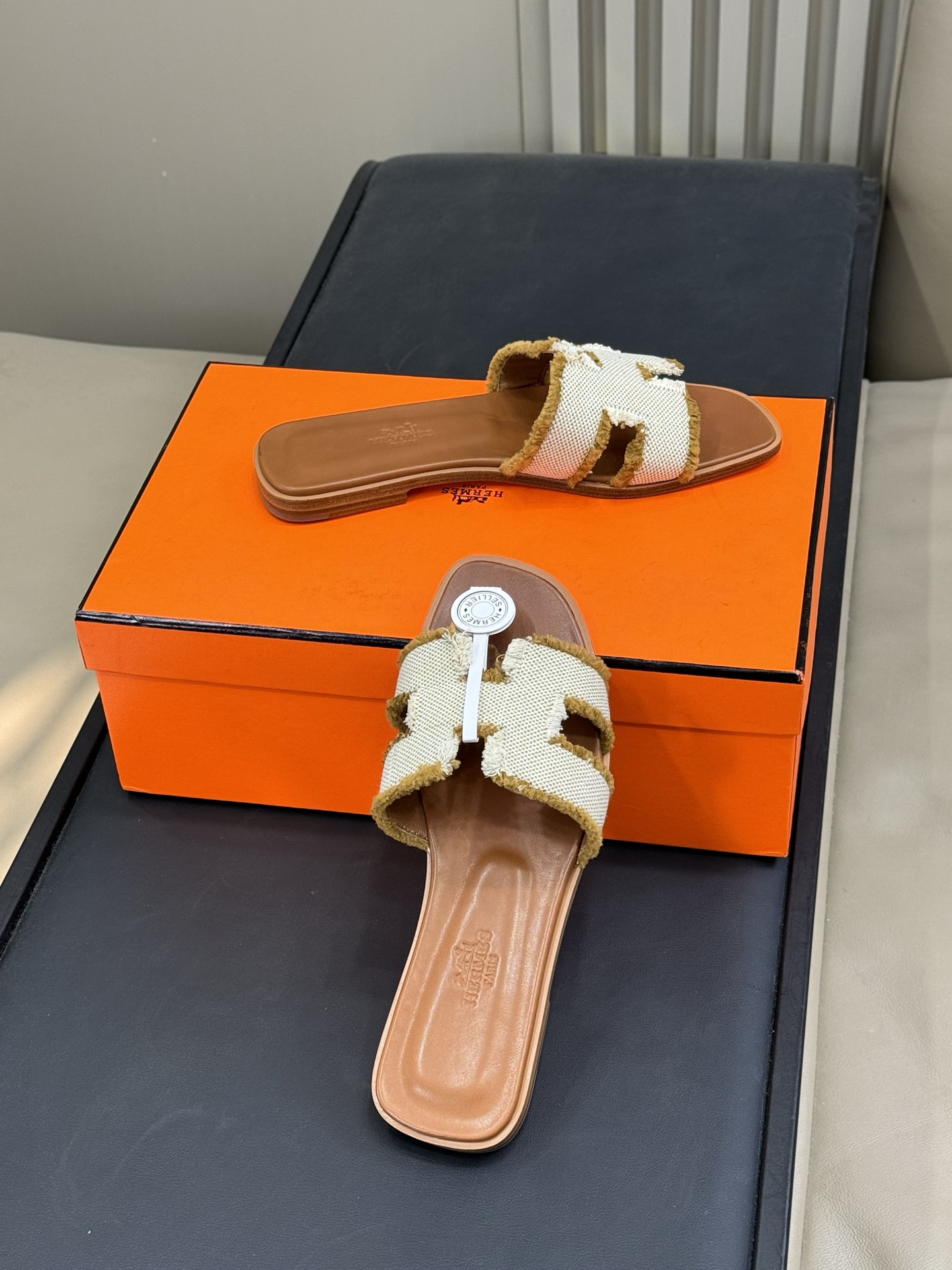 HERMES 00349 HERMES 00349