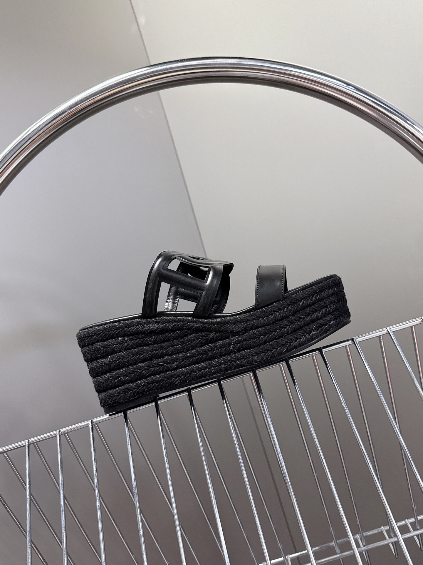 HERMES 00349 Hermès Lipari 70 sandal - Black | Hermès USA