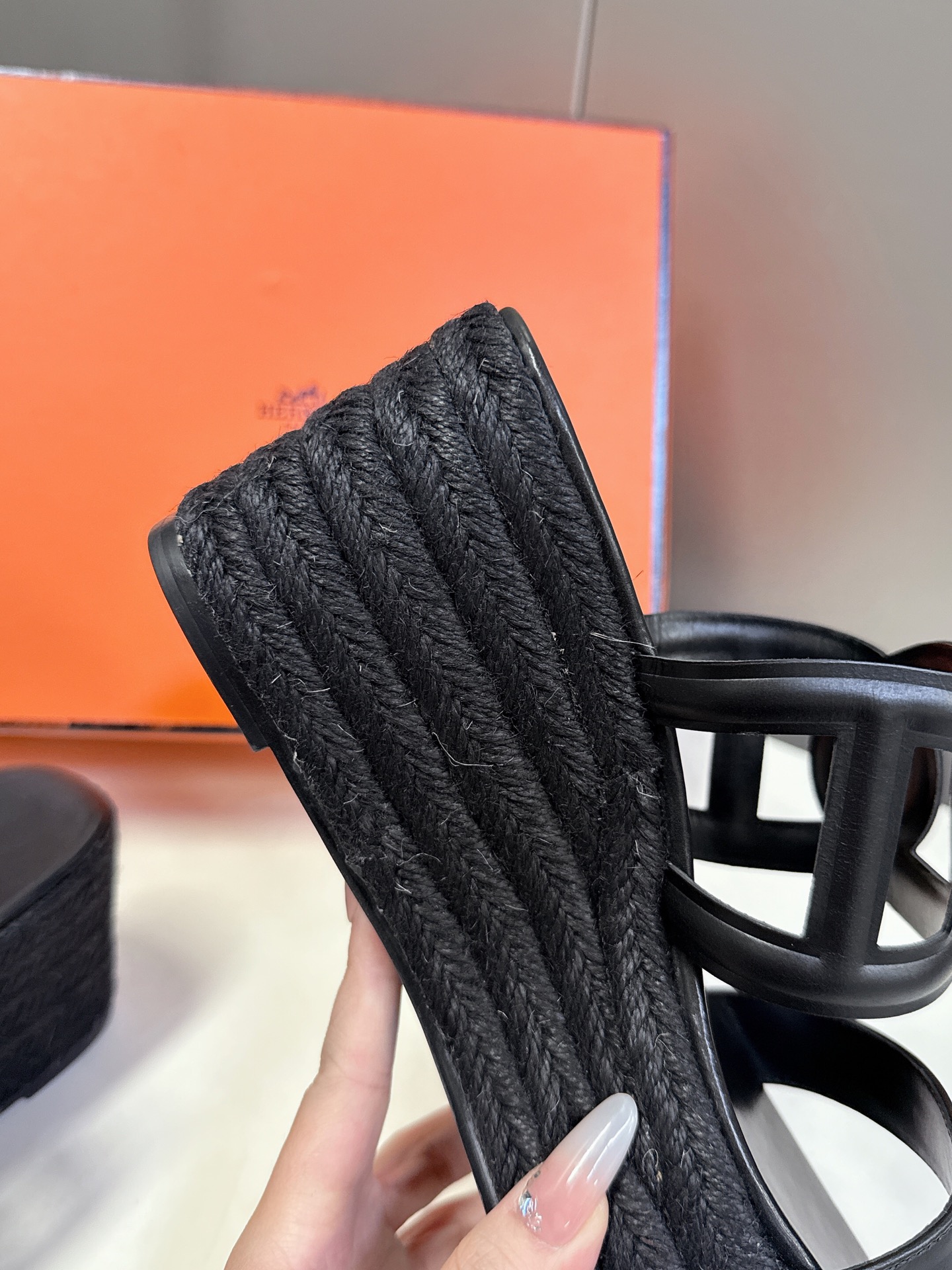 HERMES 00349 Hermès Lipari 70 sandal - Black | Hermès USA