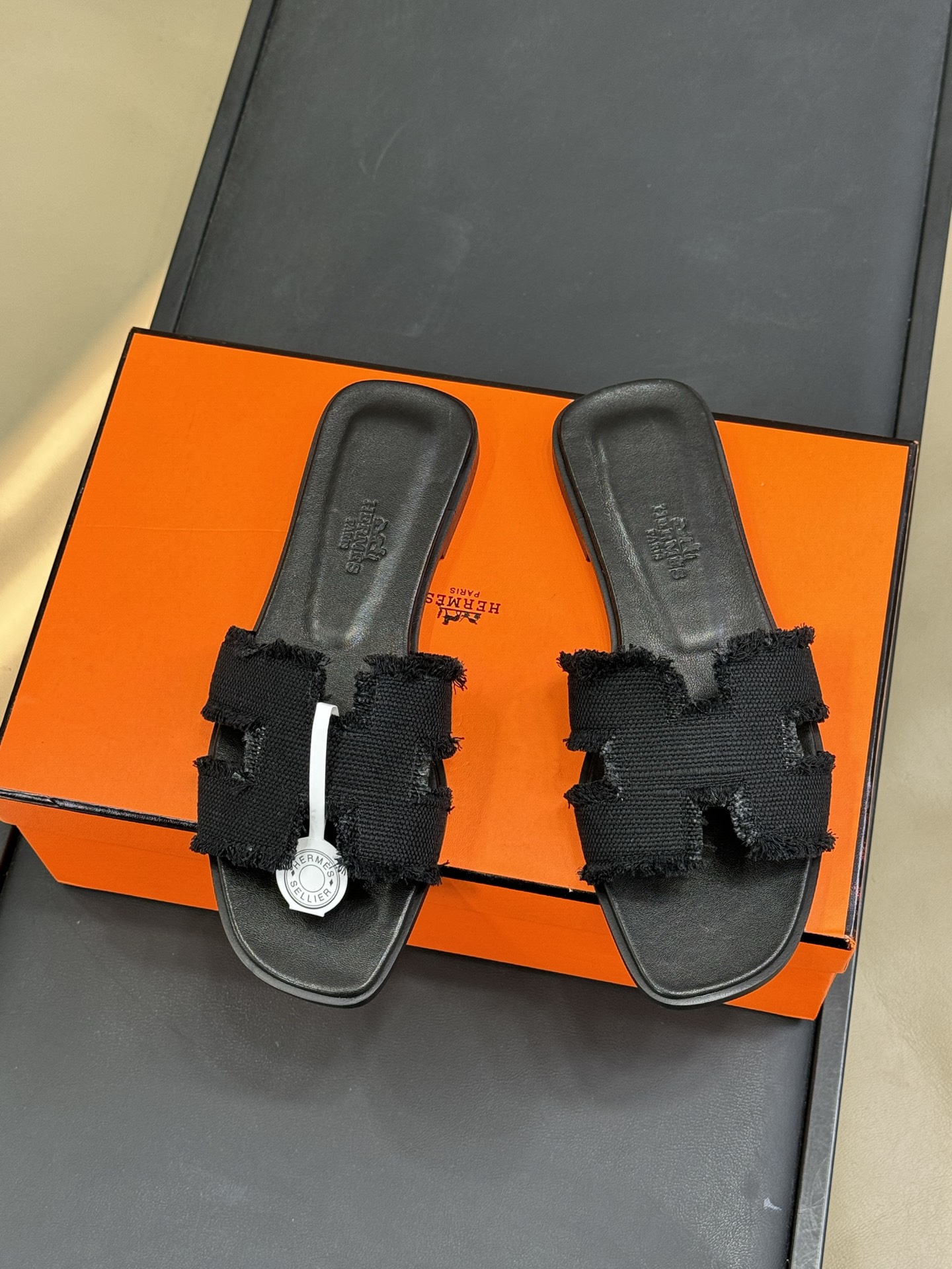 HERMES 00356