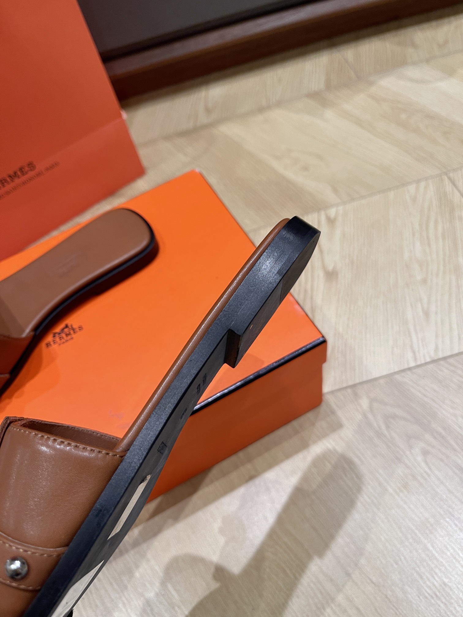 HERMES 00358