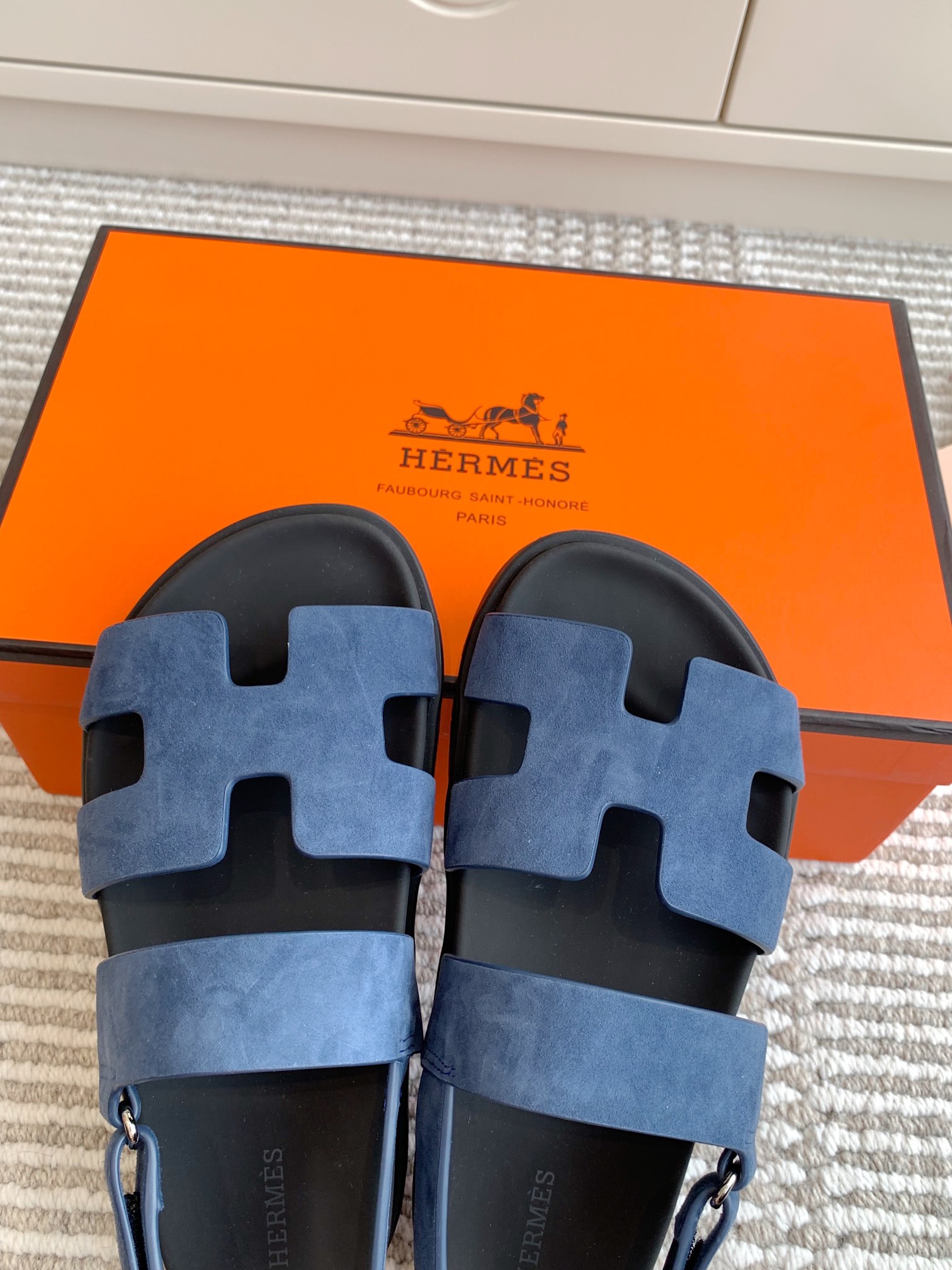 HERMES 00359