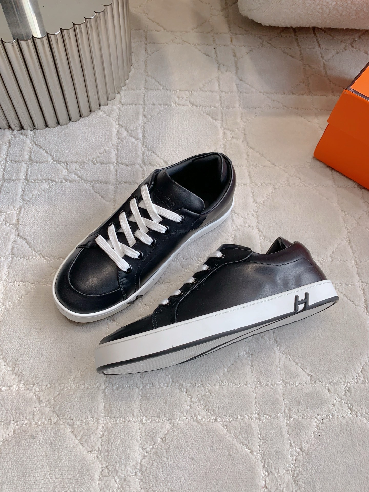 HERMES  00359
