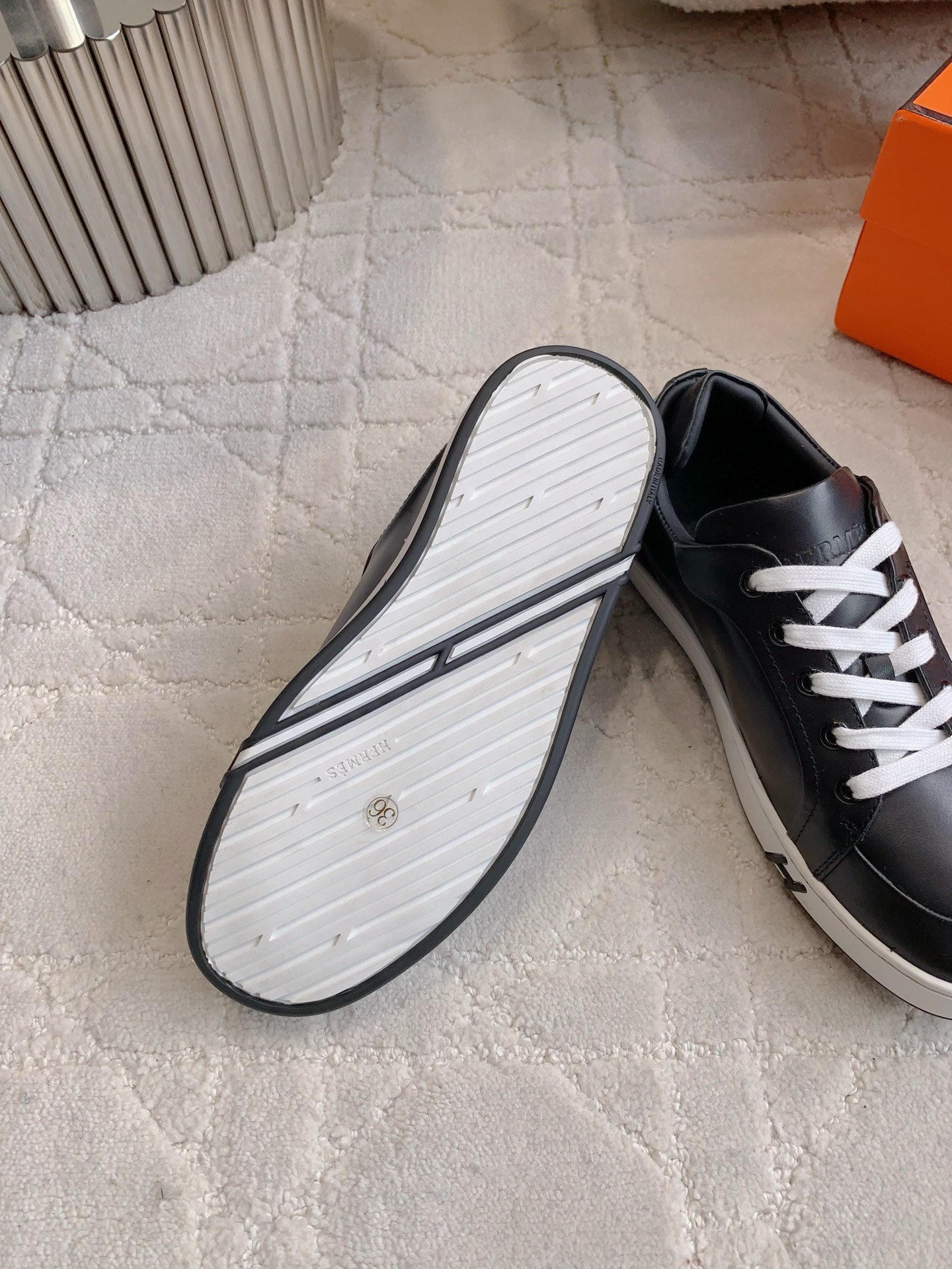 HERMES  00359