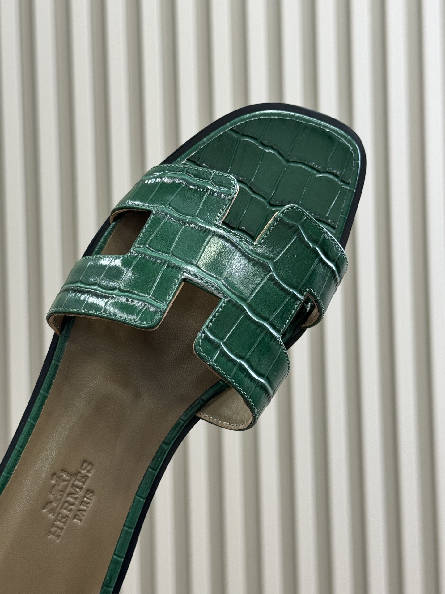 HERMES 00366