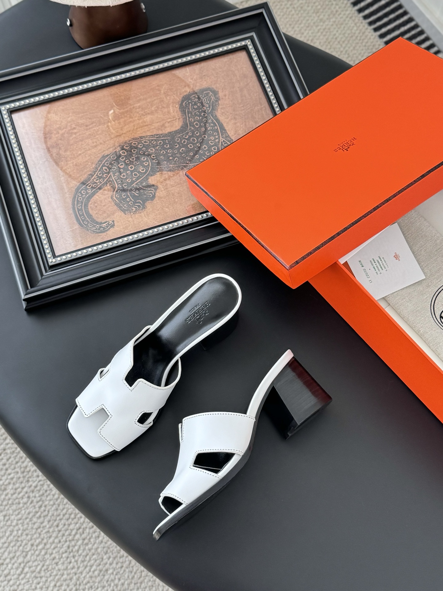 HERMES  00369