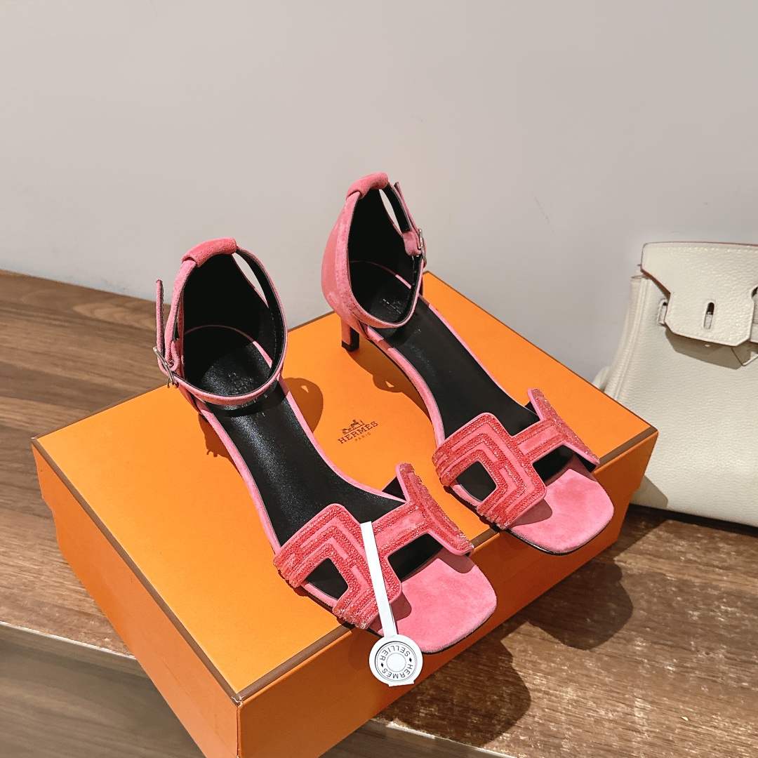 HERMES  00369