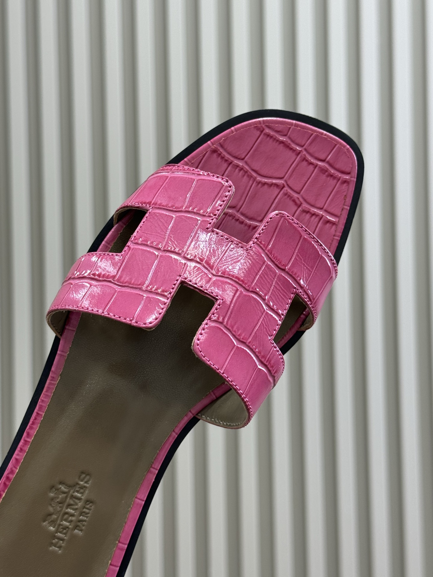 HERMES 00376