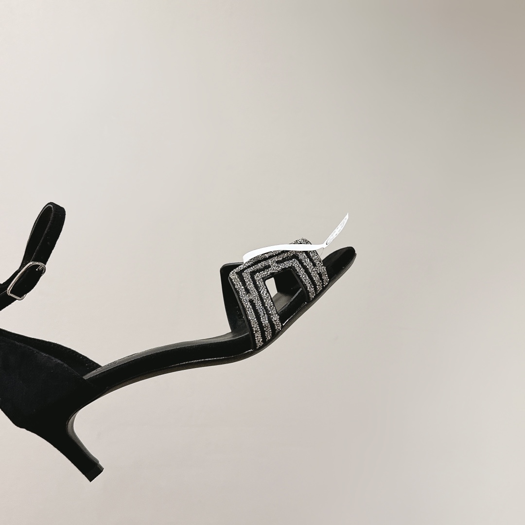 HERMES  00379
