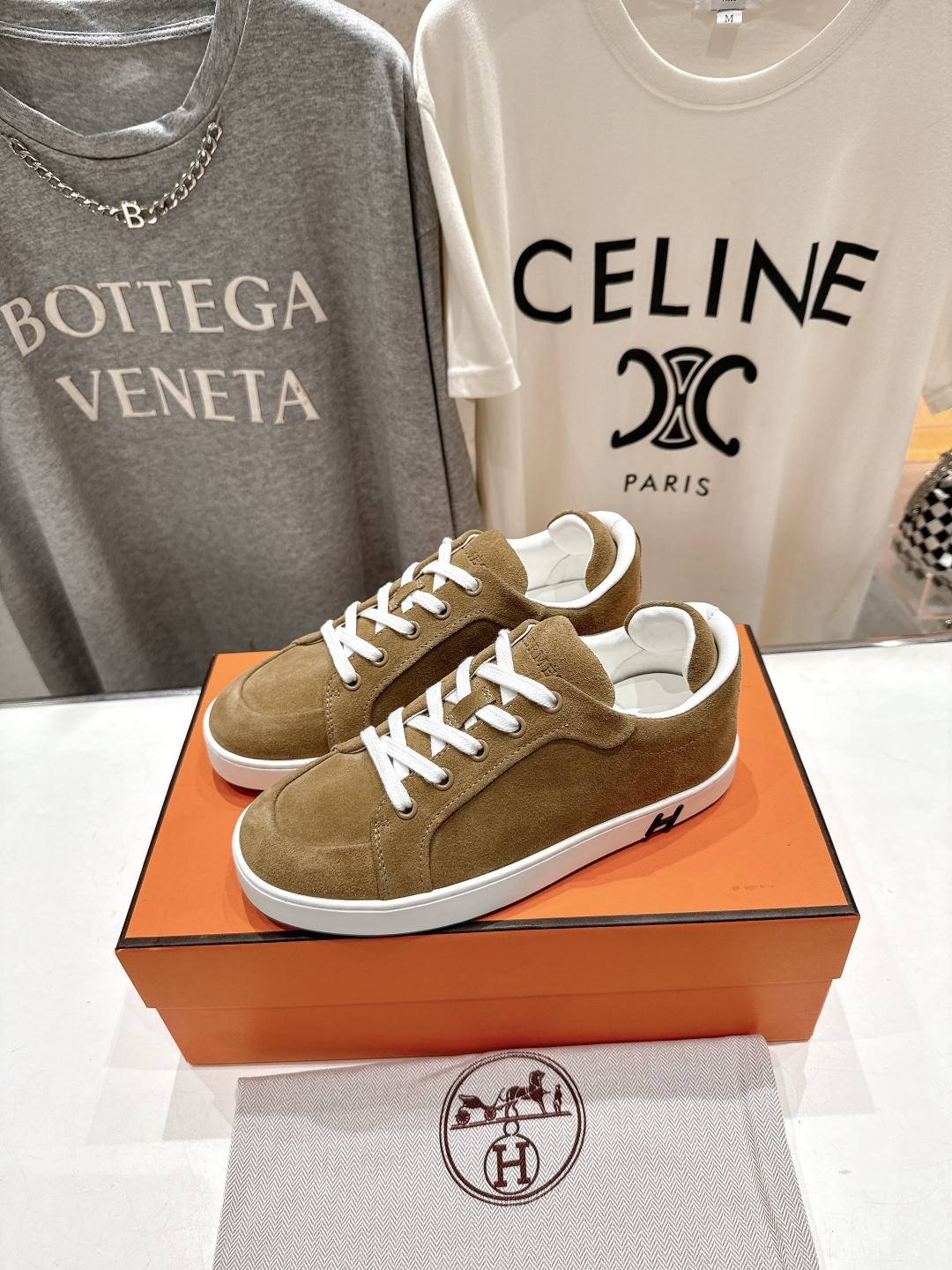 HERMES  00379