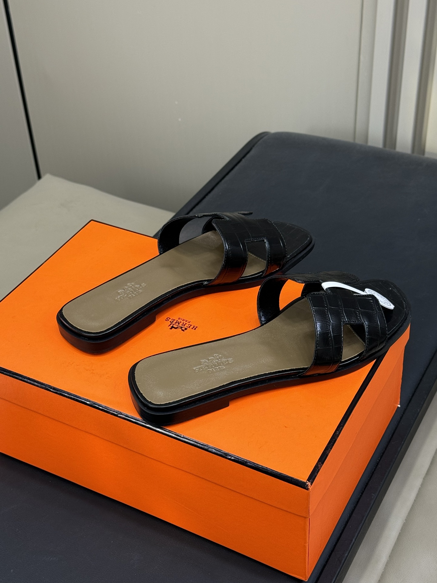 HERMES 00386