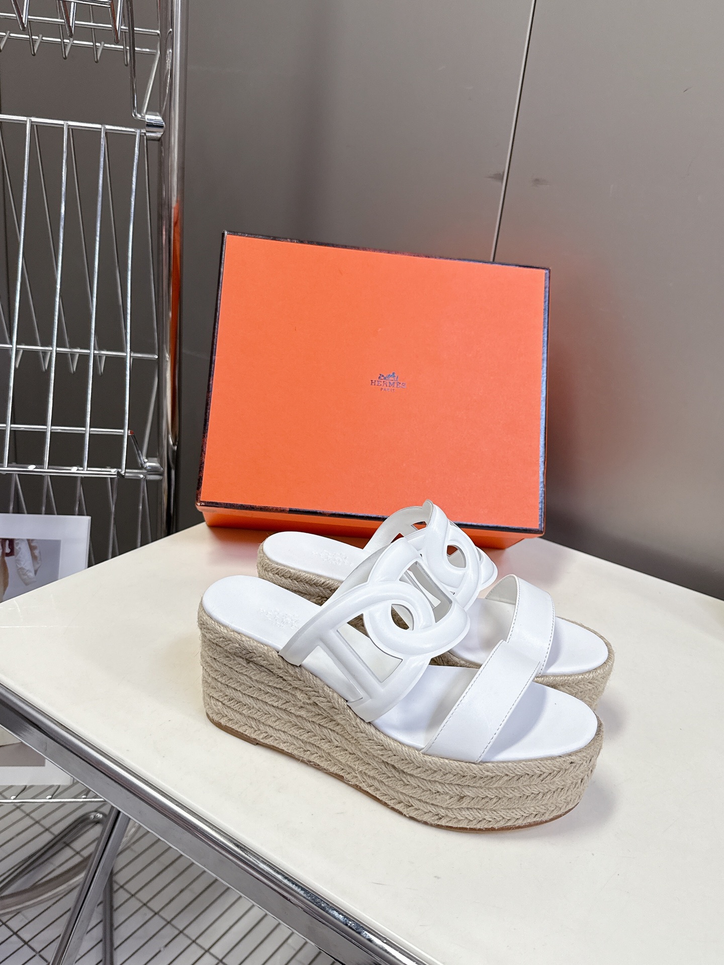 HERMES  00389