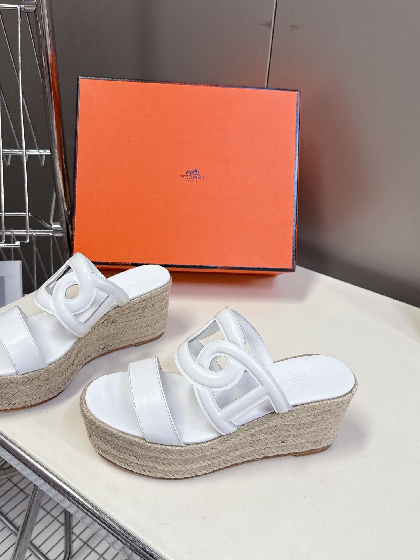 HERMES  00389
