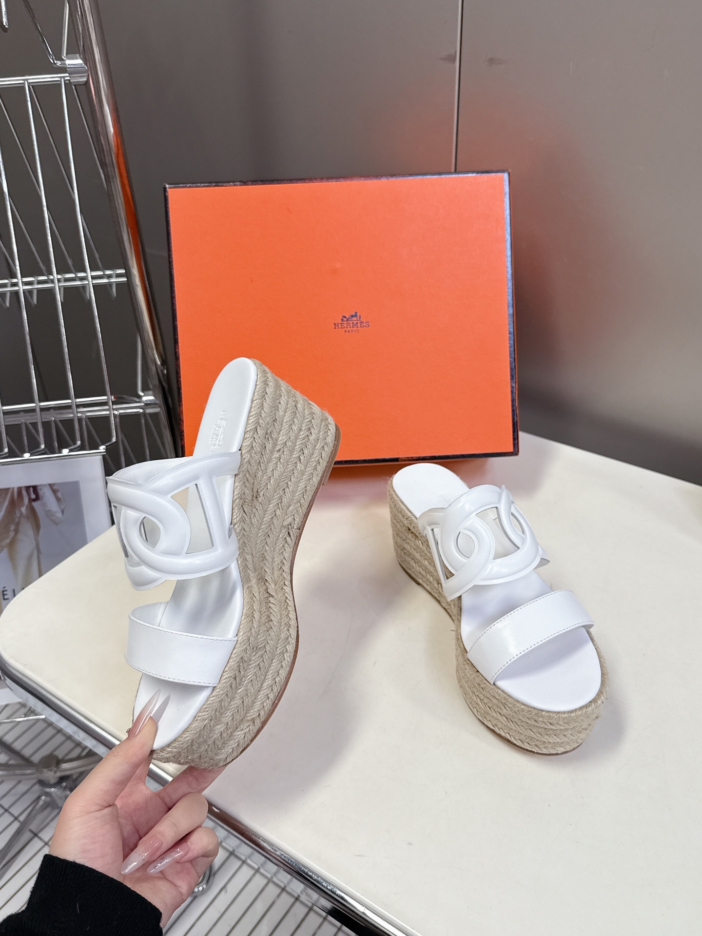 HERMES  00389