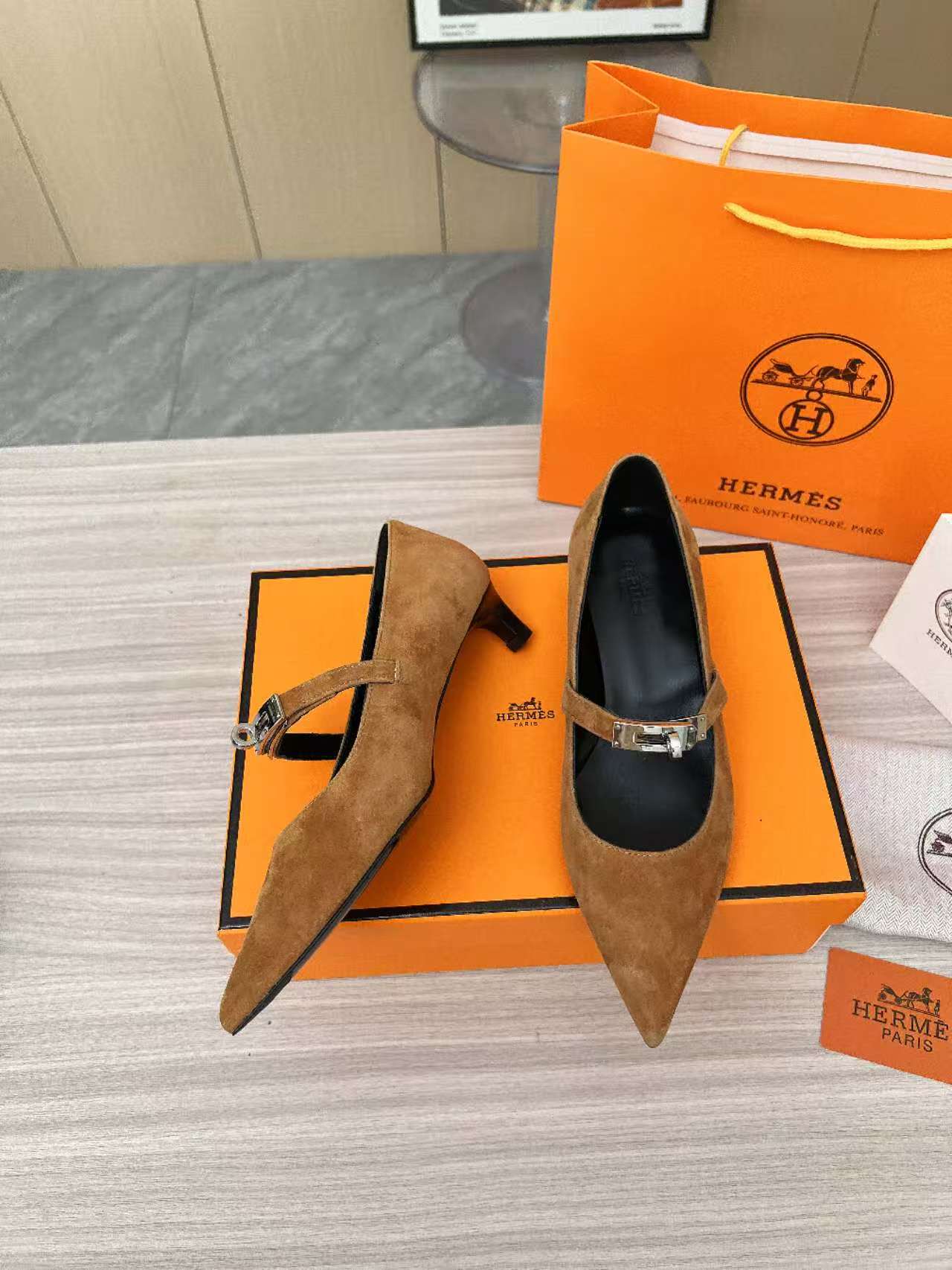 HERMES 00399