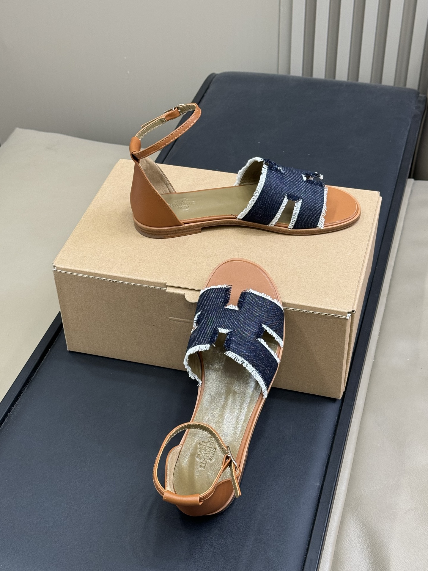 HERMES 00406