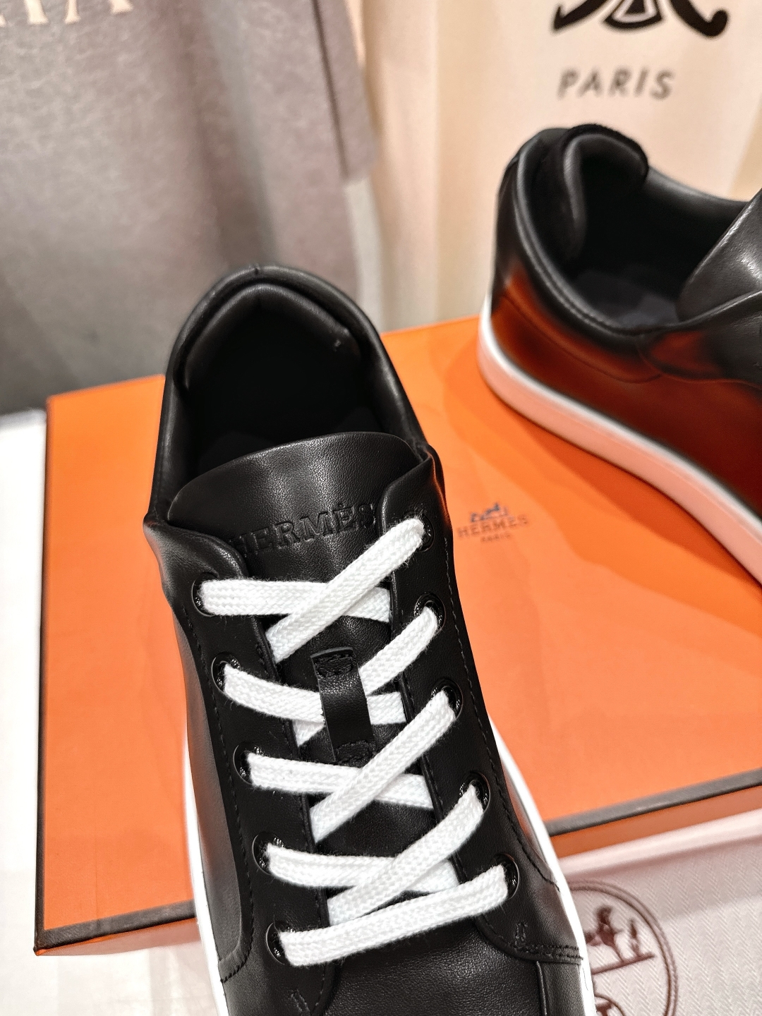 HERMES  00409
