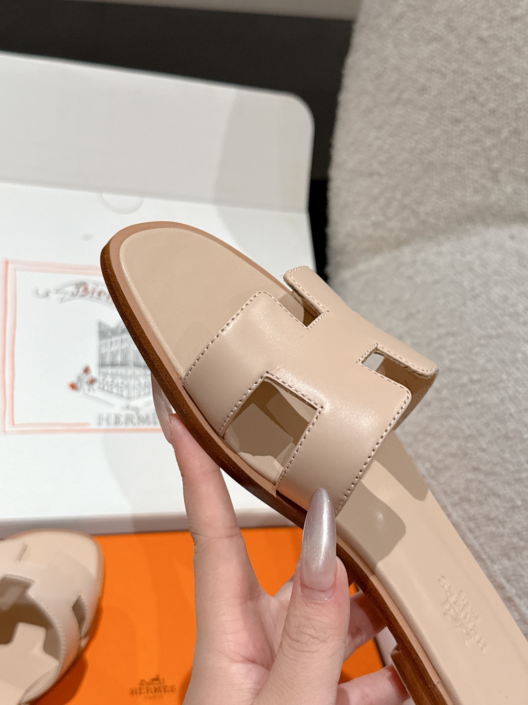 Hermès Oran Sandal – Nude Light Beige Calfskin,