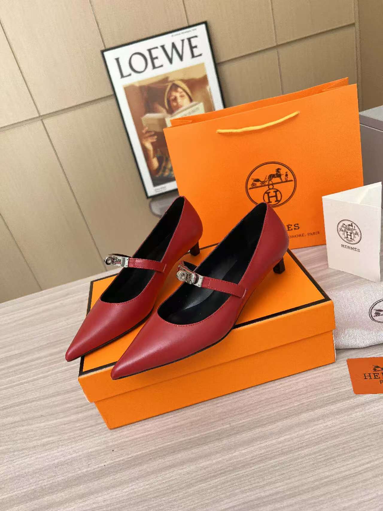 HERMES 00409
