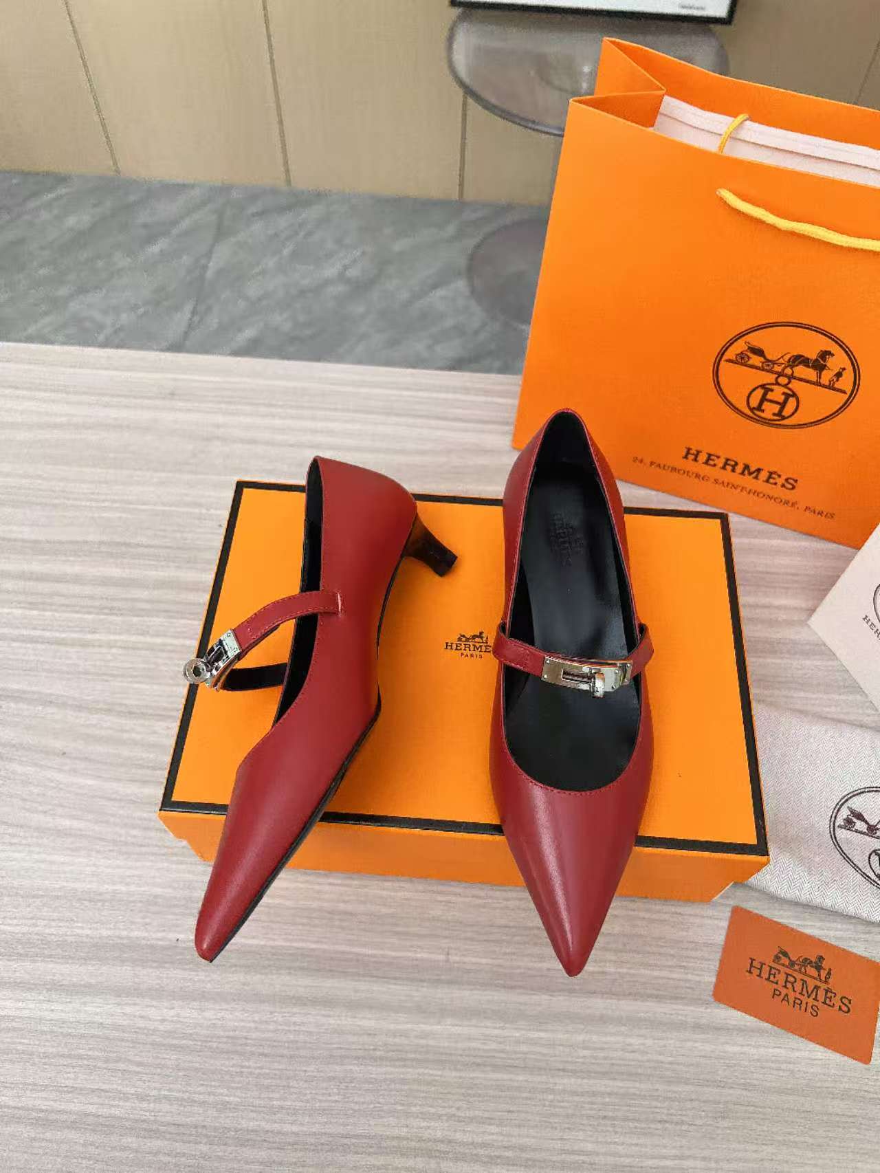 HERMES 00409